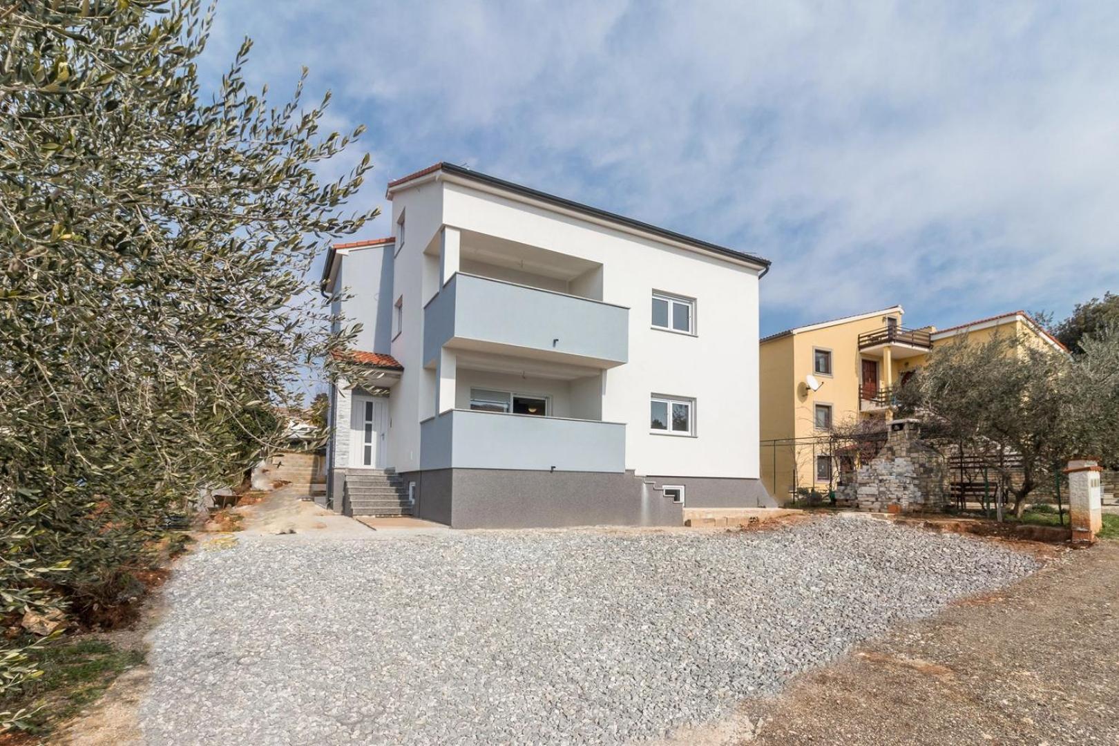 Apartments Mira Pula Ngoại thất bức ảnh