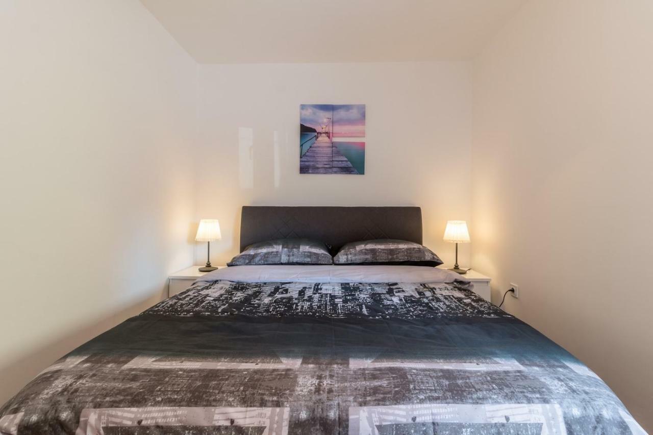 Apartments Mira Pula Ngoại thất bức ảnh