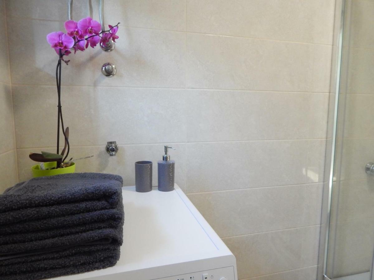 Apartments Mira Pula Ngoại thất bức ảnh