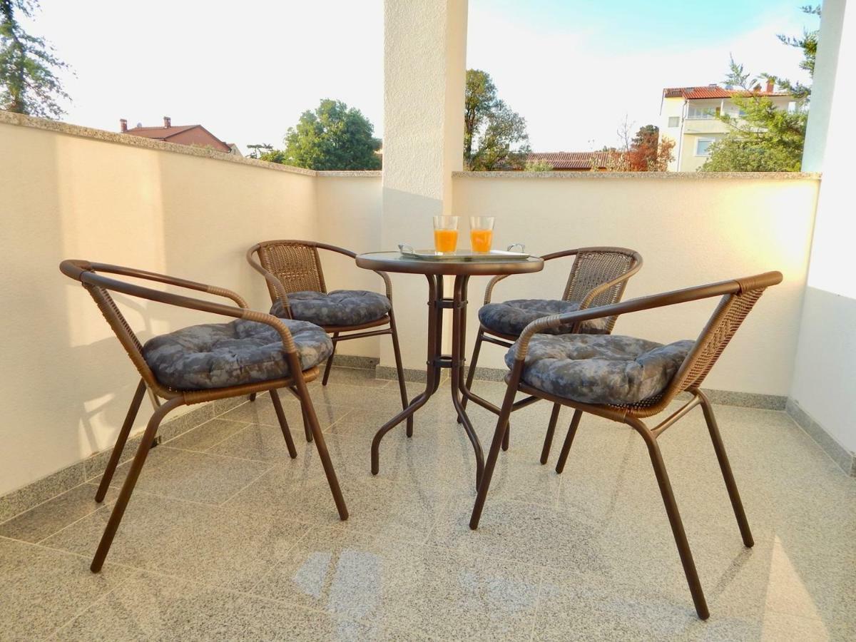 Apartments Mira Pula Ngoại thất bức ảnh