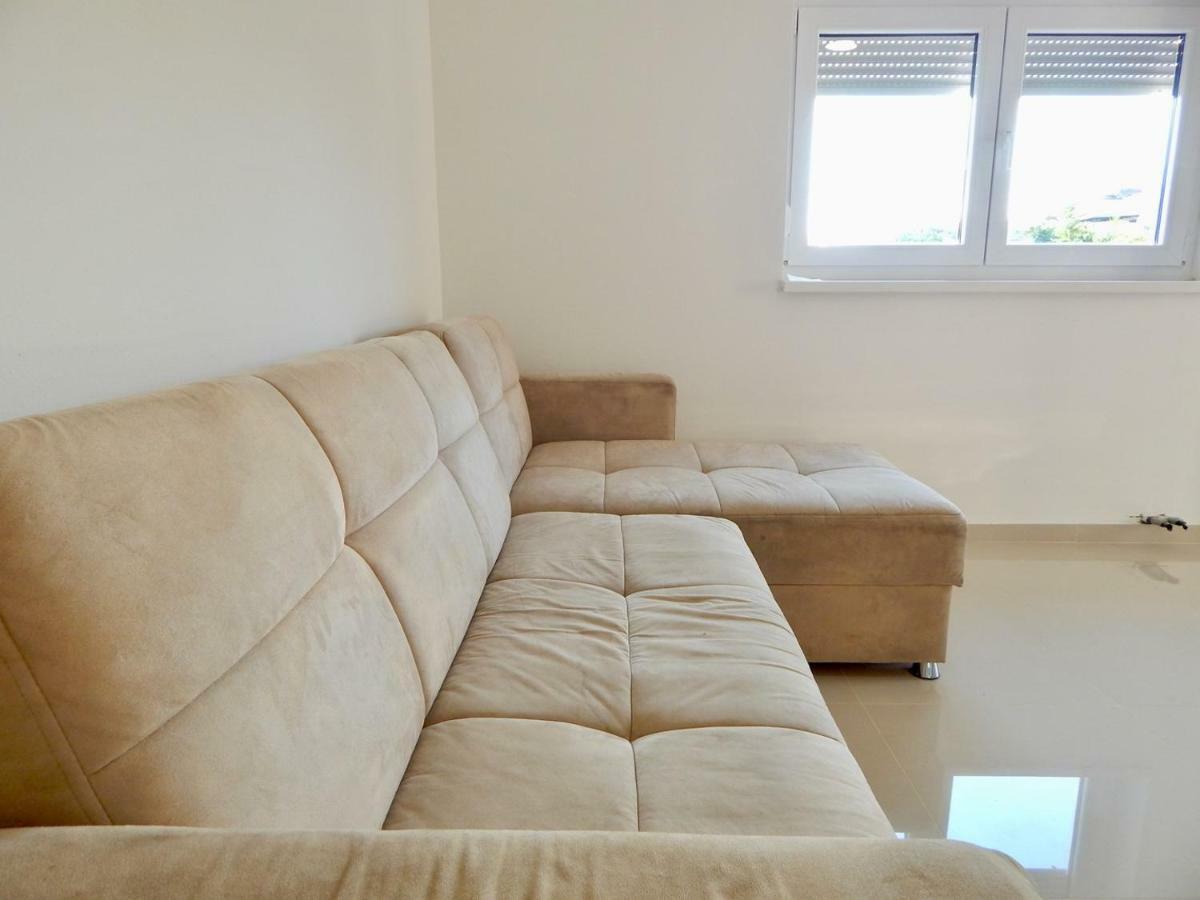 Apartments Mira Pula Ngoại thất bức ảnh