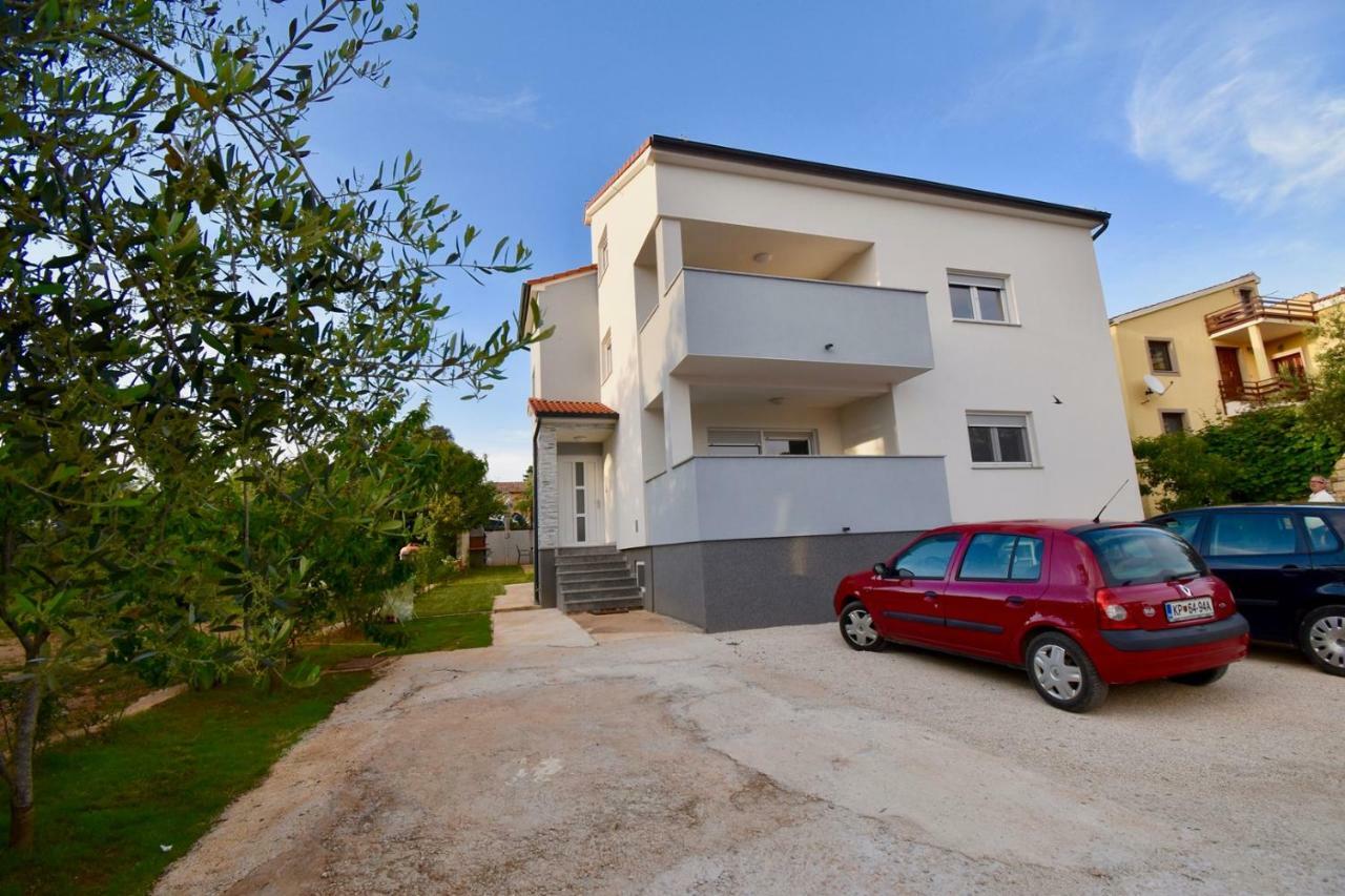 Apartments Mira Pula Ngoại thất bức ảnh