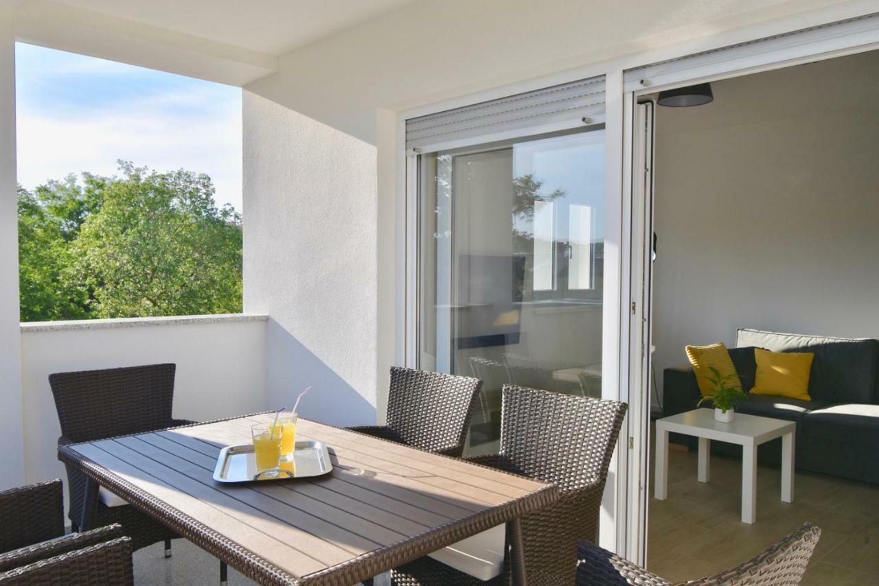 Apartments Mira Pula Ngoại thất bức ảnh